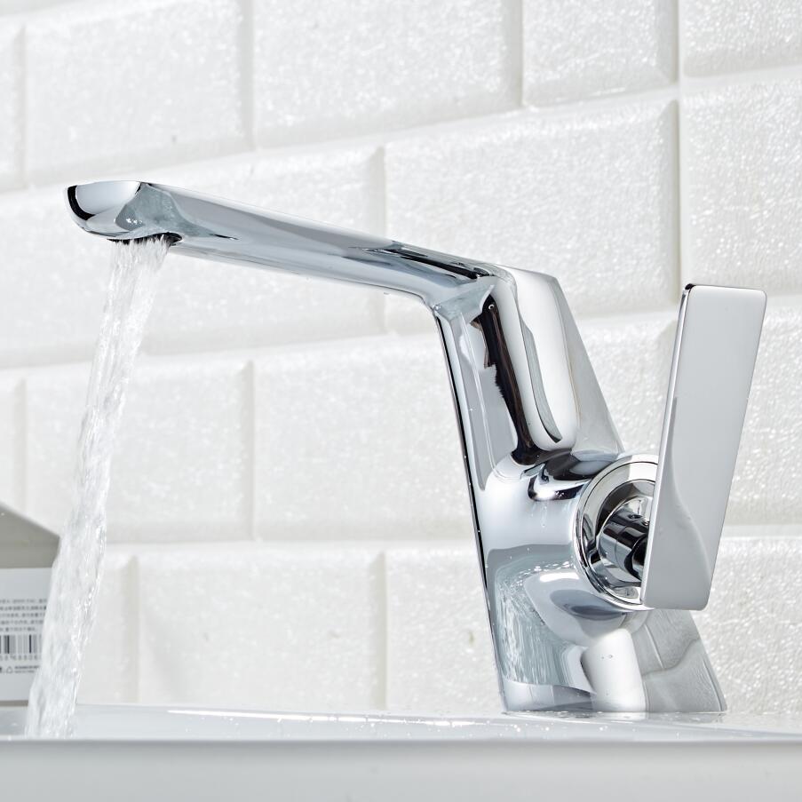 Modern Chrome Curved single handle bathroom faucet