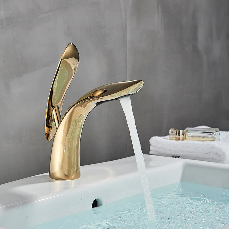 Reflective Gold Bathroom Faucet
