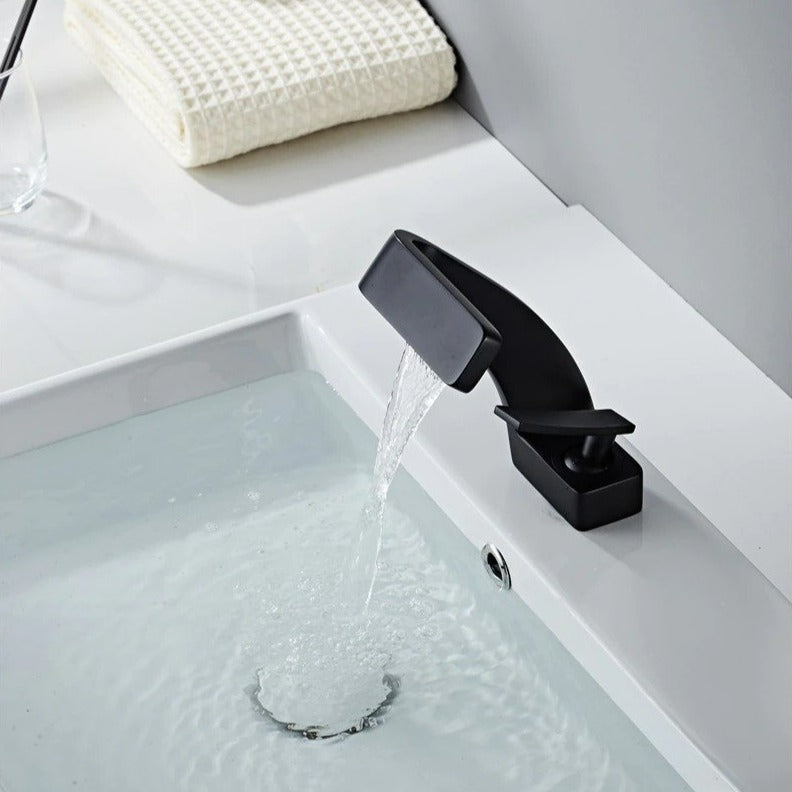 Titan - Modern Curved Faucet