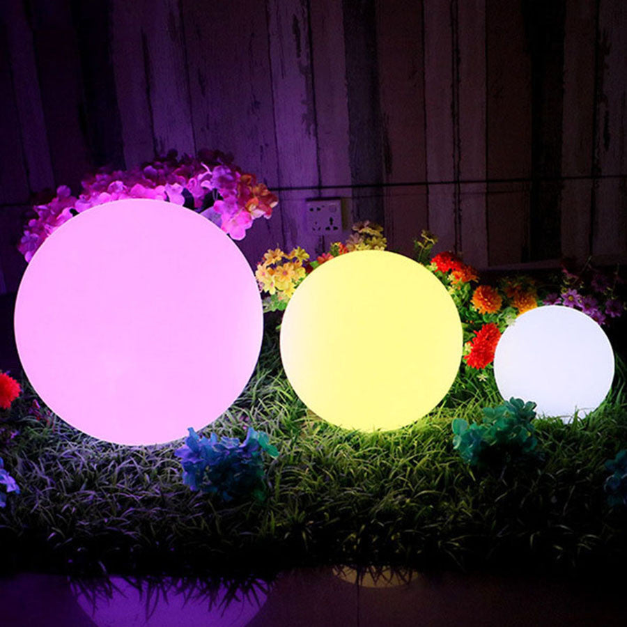 Lunar Cordless LED Indoor & Outdoor Table Light