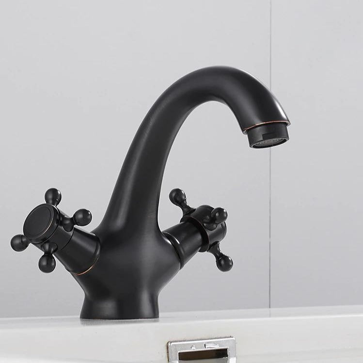 Clio - Grifo de baño vintage