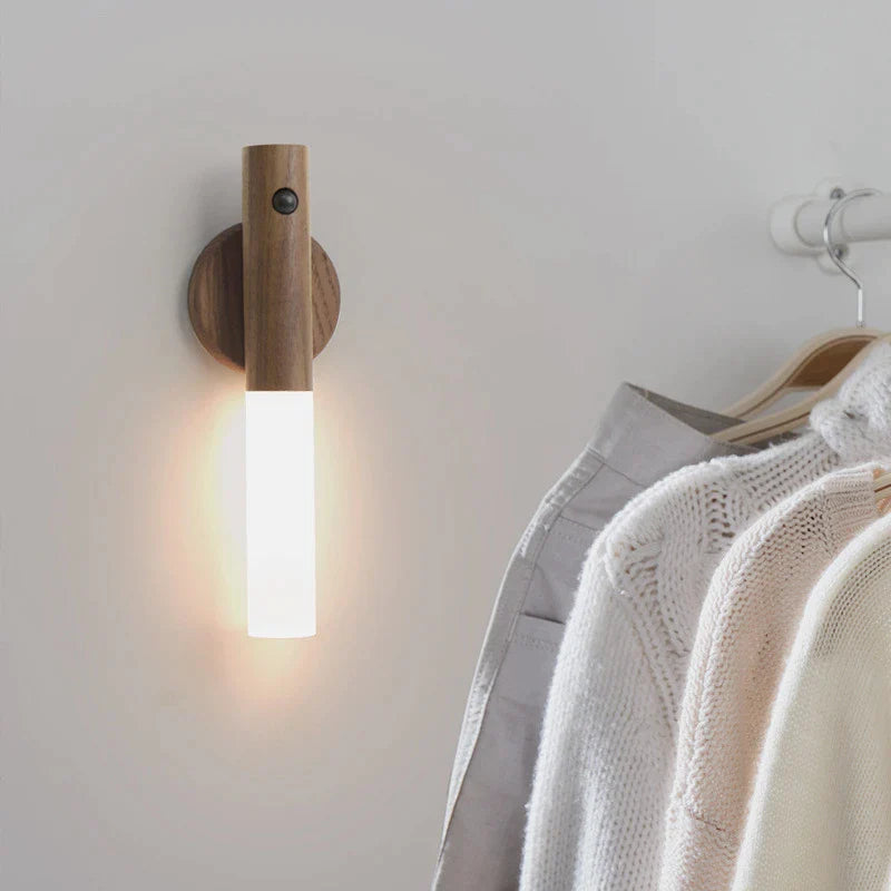 Lámpara de pared LED recargable moderna