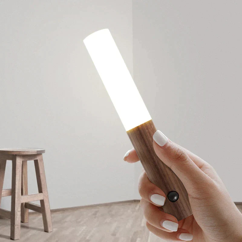 Lámpara de pared LED recargable moderna