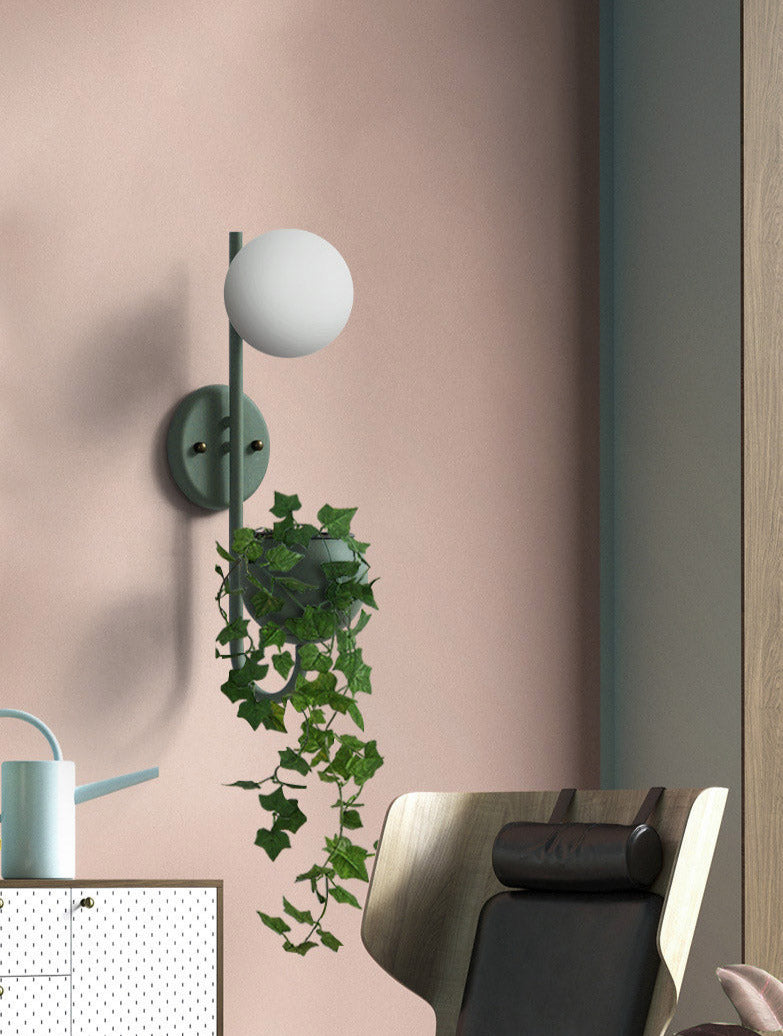 Applique murale moderne avec jardinière