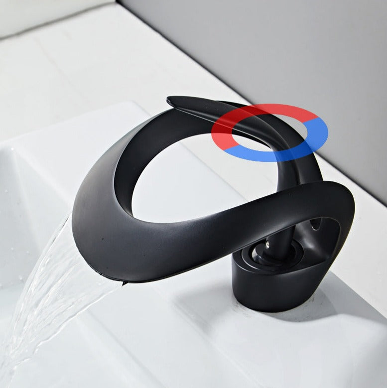 Raven - Modern Curved Bathroom Faucet
