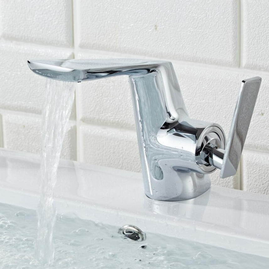 Vera - Grifo de baño moderno