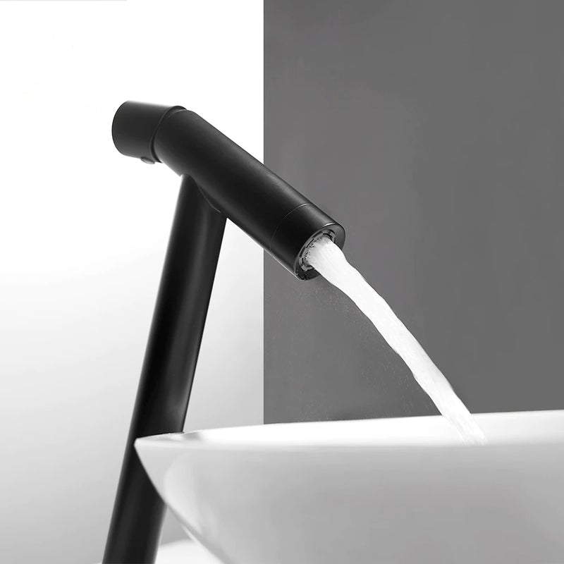 Wynne - Grifo de baño moderno de una sola manija