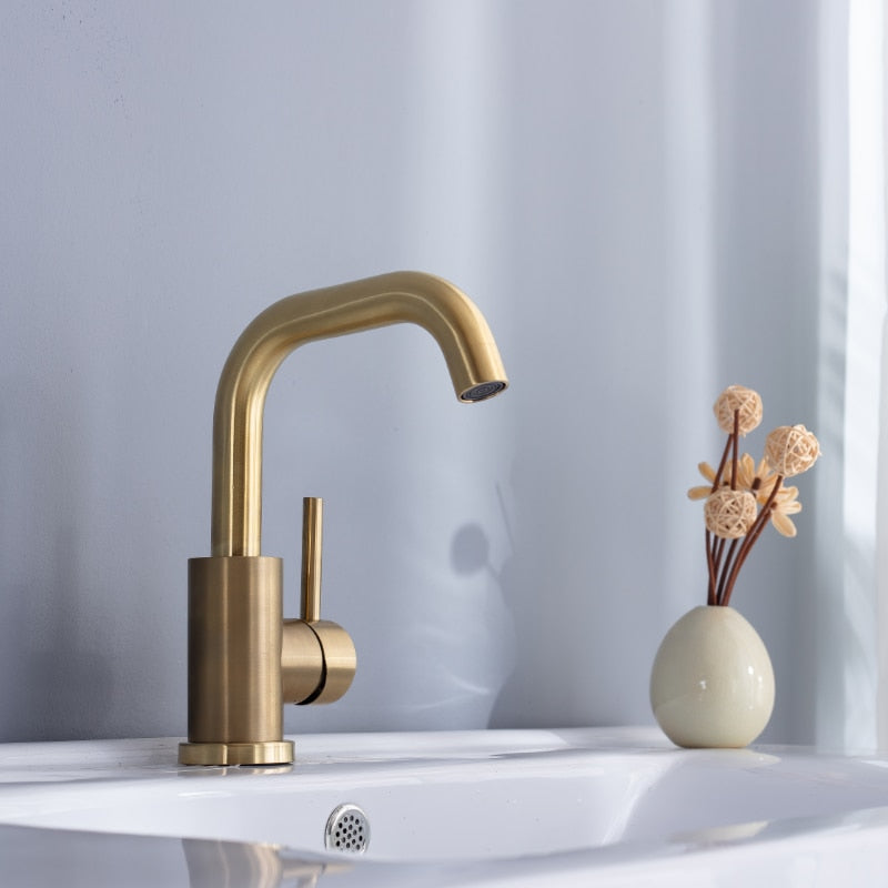 Modern brass single handle faucet