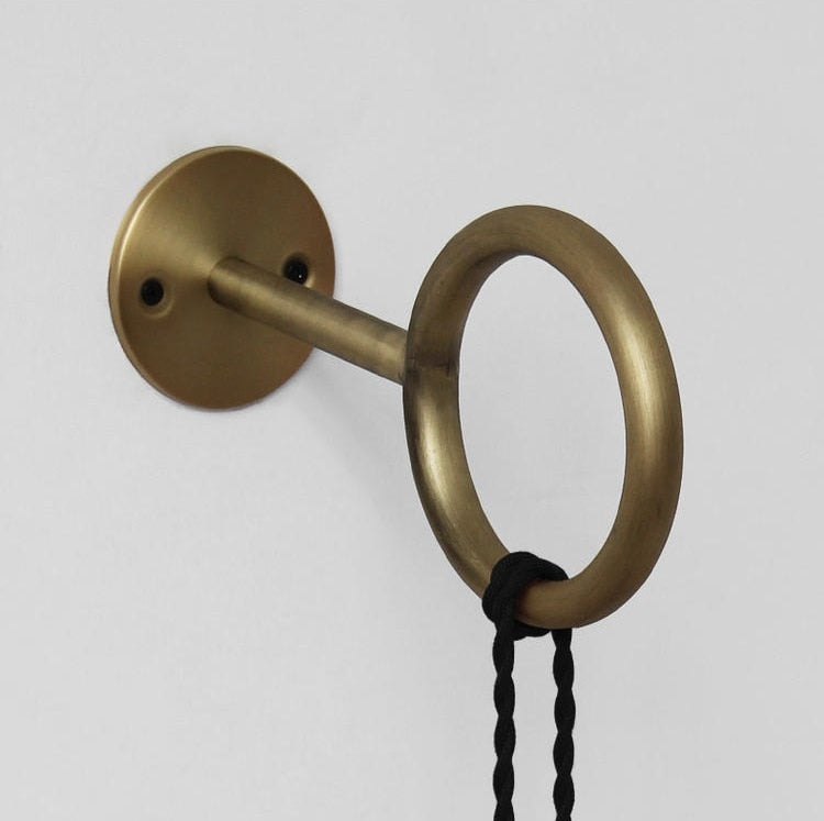 Lámpara de pared con anillo colgante vintage