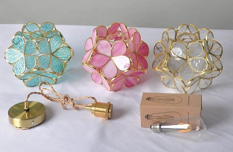 Suspension fleur en verre