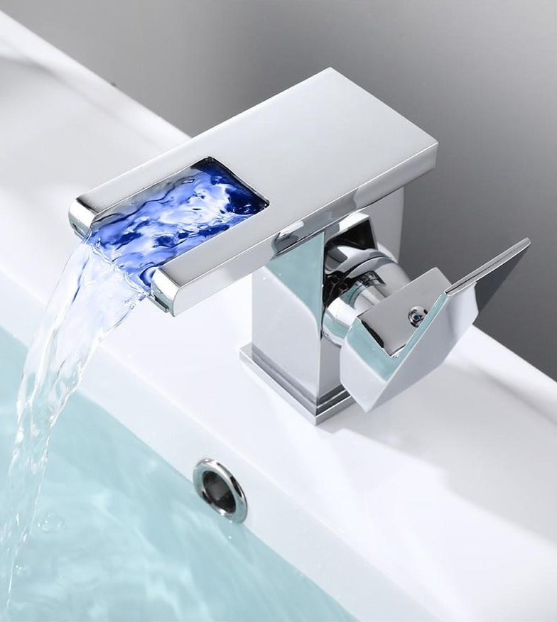 Robinet de salle de bain original à LED changeant de couleur