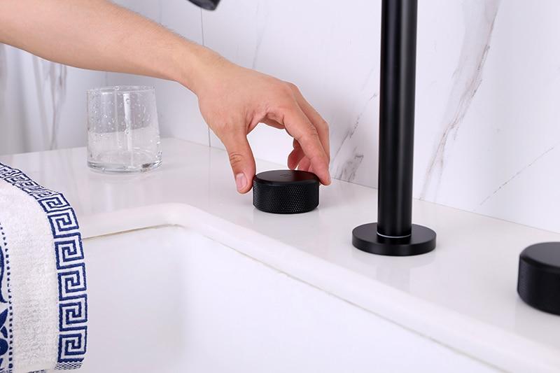 Sedona - Grifo de lavabo moderno de doble manija
