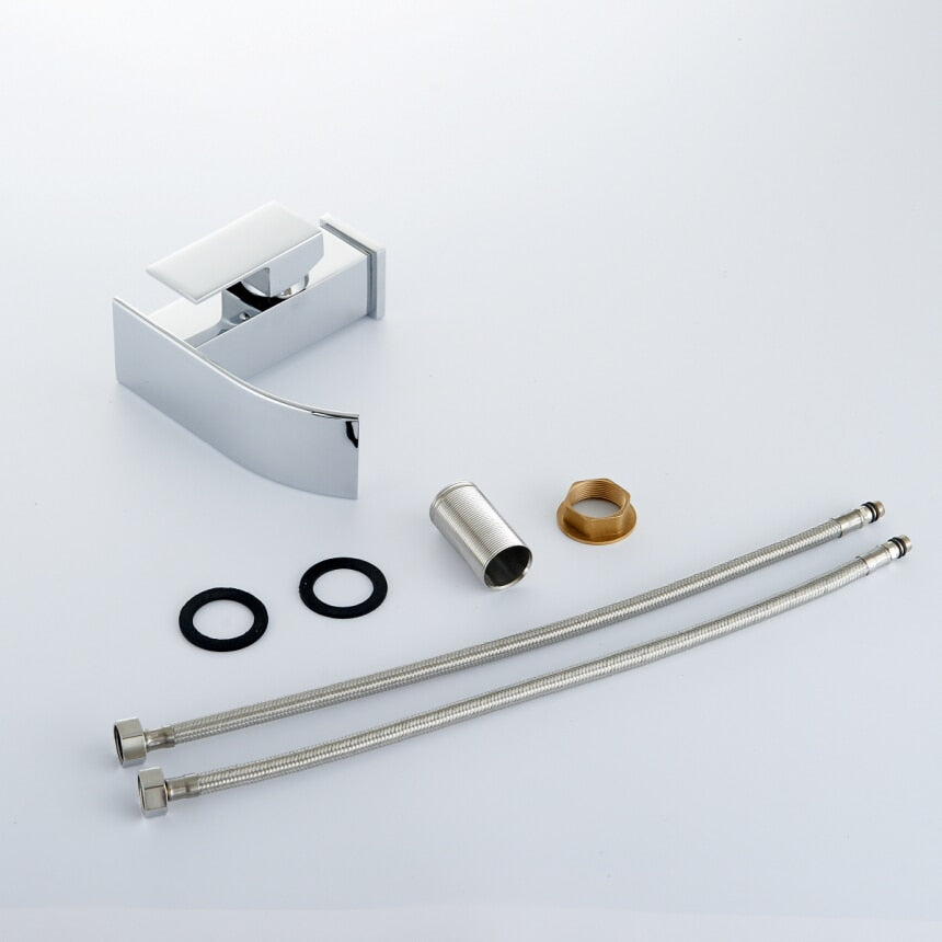 Grifo cascada con caño delgado cromado