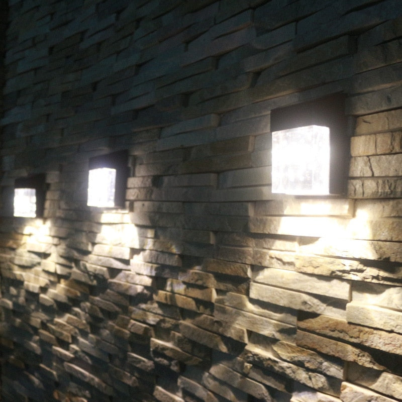 Luces LED solares de pared para exteriores