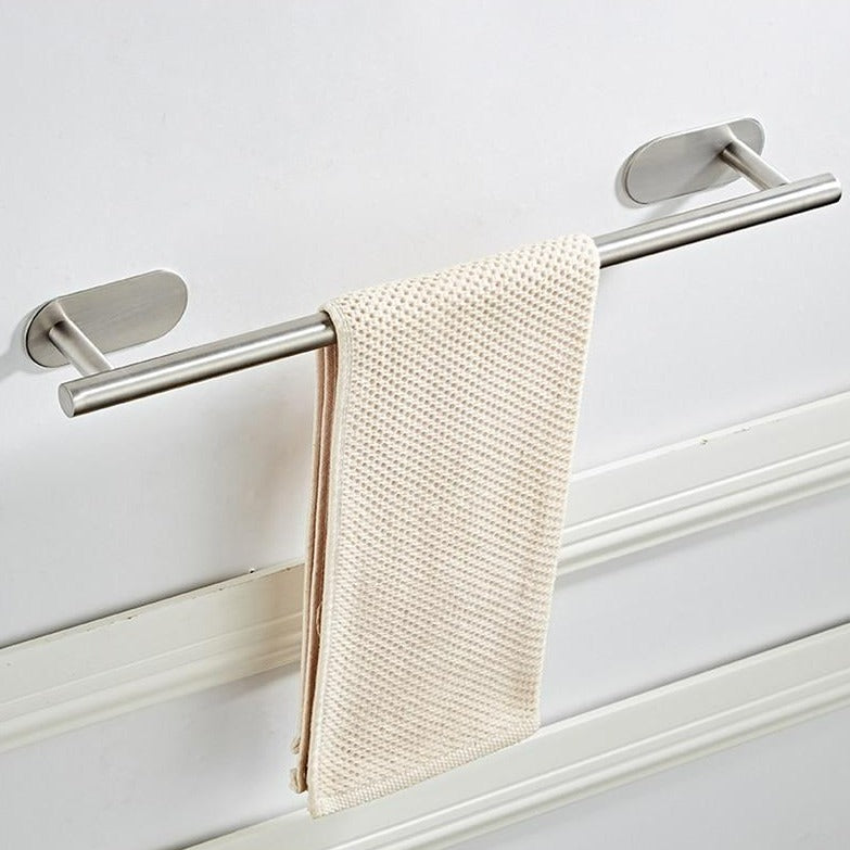 Juego de herrajes para baño moderno