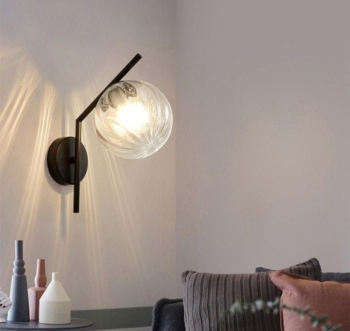 Faulkner - Aplique de pared moderno con globo de cristal