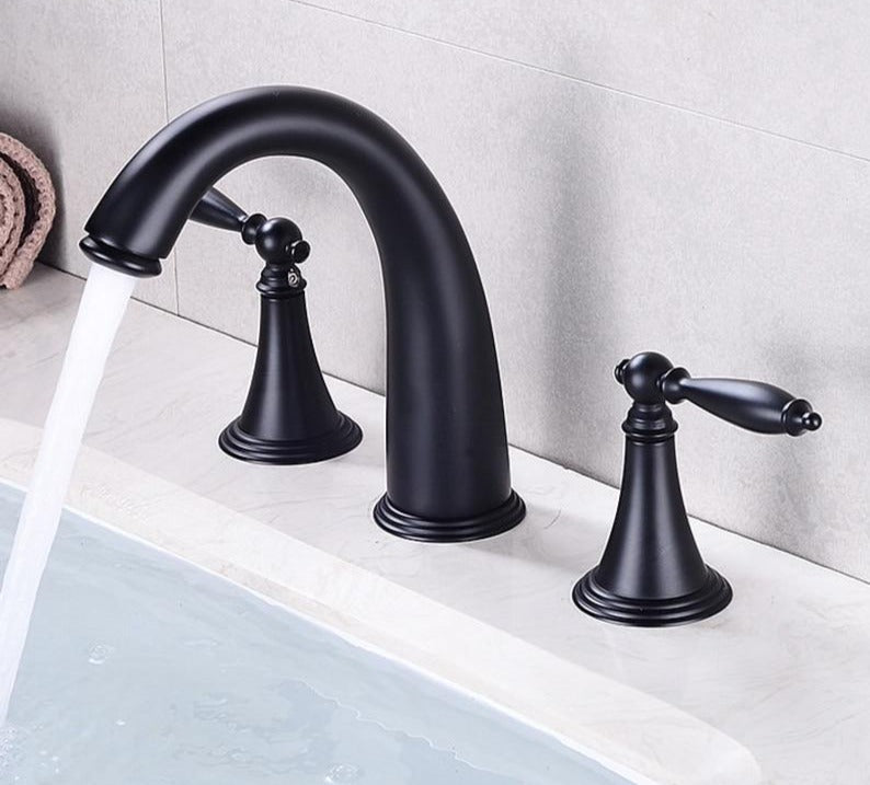 Grifo de baño clásico de doble manija