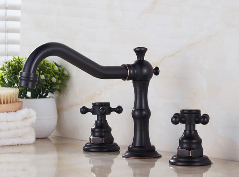 Grifo de baño clásico de doble manija