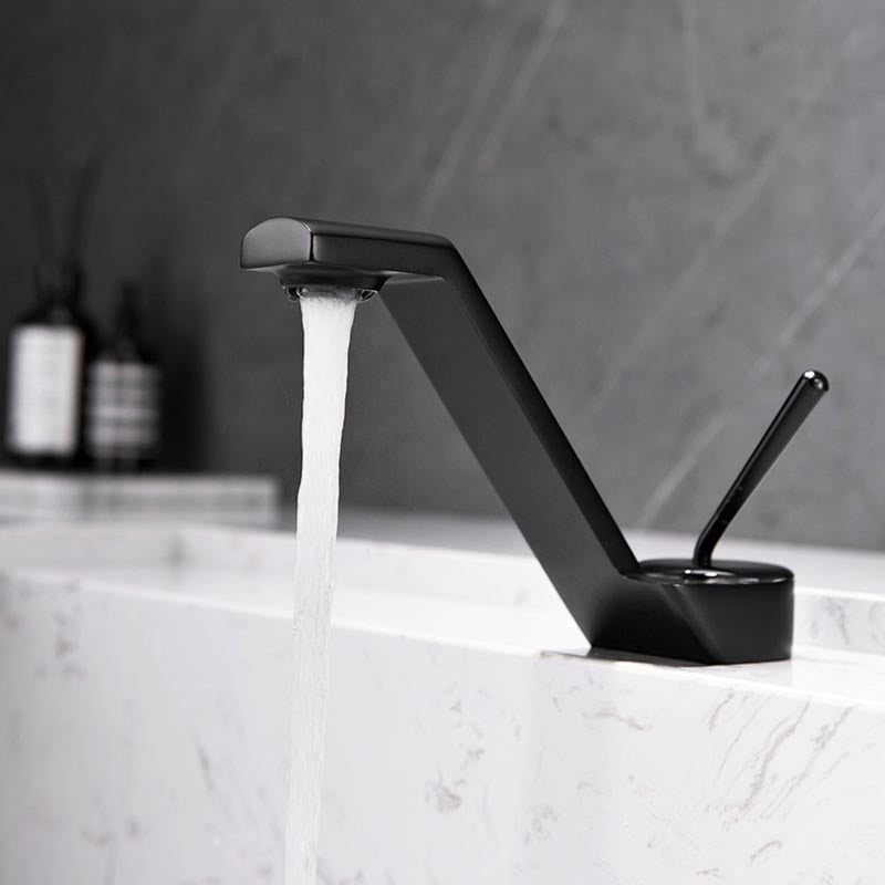 Modern Bathroom Faucet in black