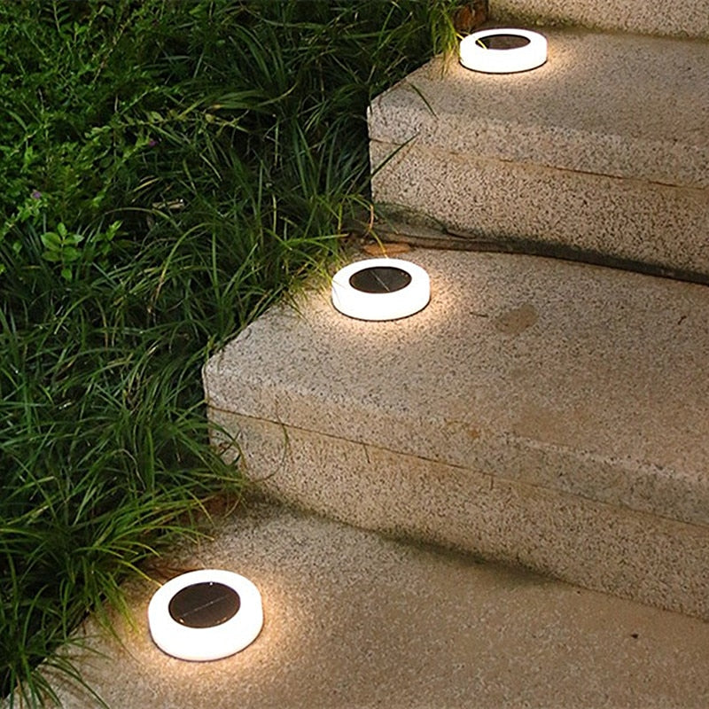 Solar pathway lights for stairs