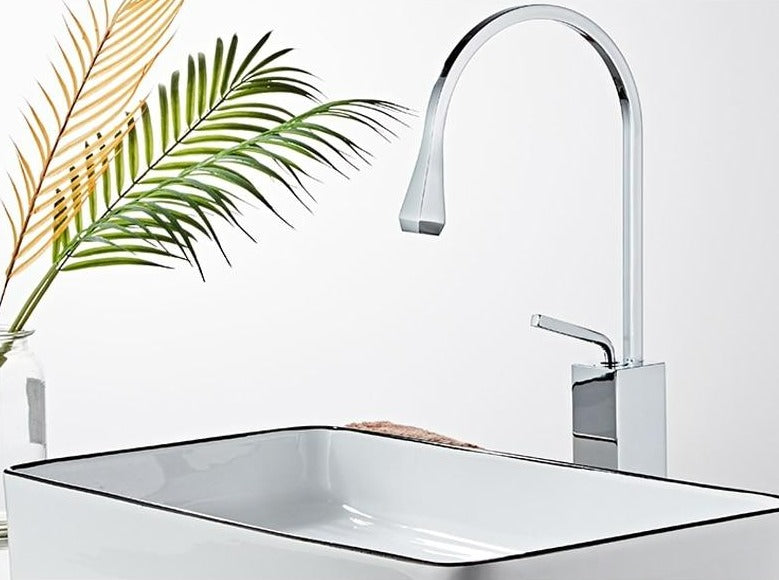 Priscilla - Grifo de baño moderno