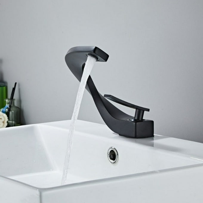 Vern - Grifo curvo para baño