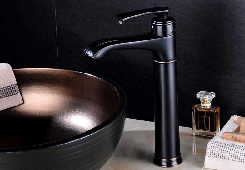 Single Handle Vintage Brass Bathroom Faucet