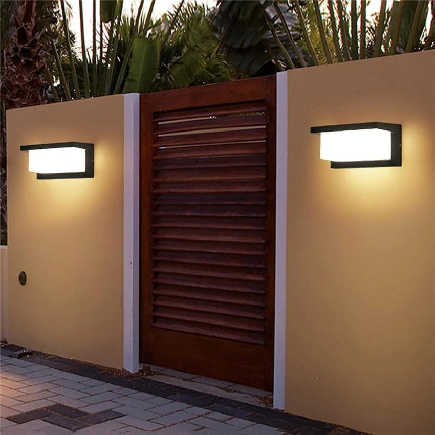 Modern Outdoor Wall Lighting in Contemporary Rectangular Shape