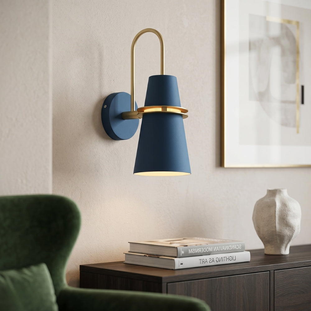 Regina - Modern Wall Sconce
