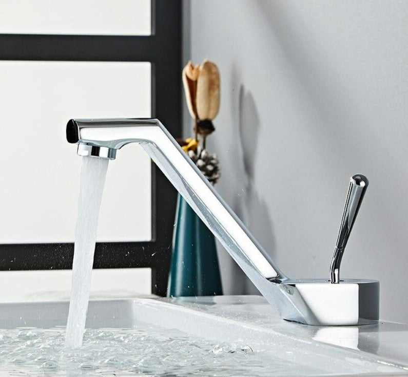 Rei - Modern Bathroom Faucet