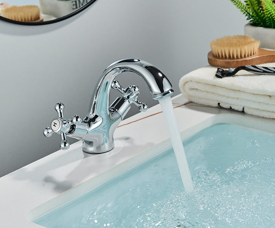 Clio - Vintage Bathroom Faucet