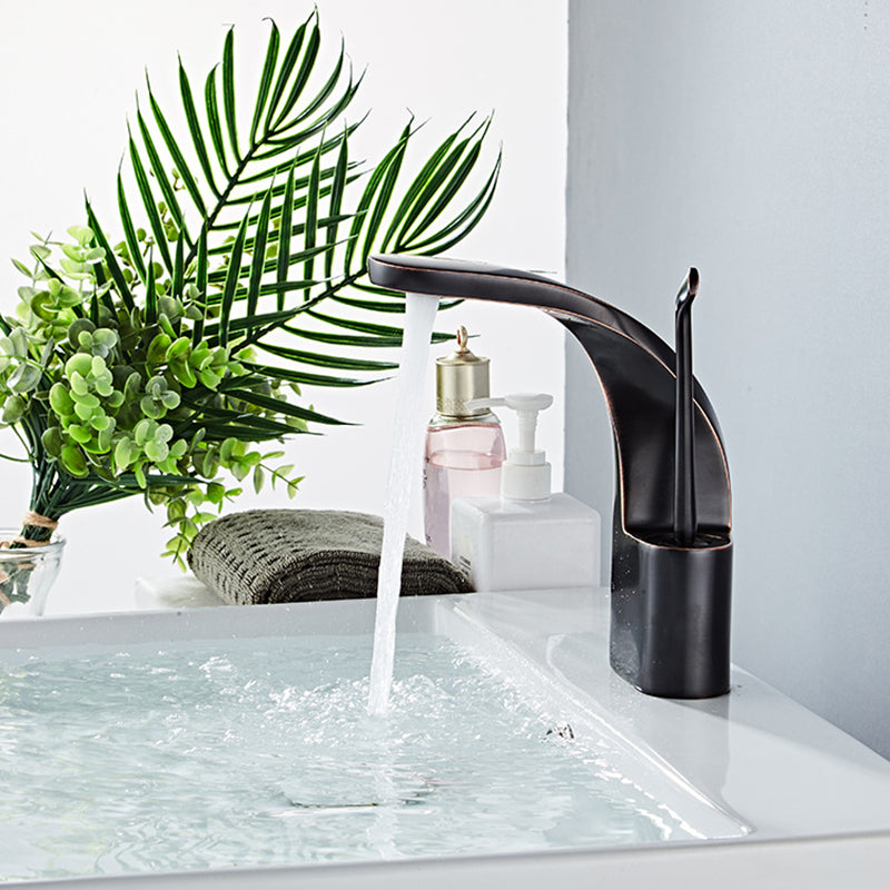 Single handle black modern curved basin bathroom faucet