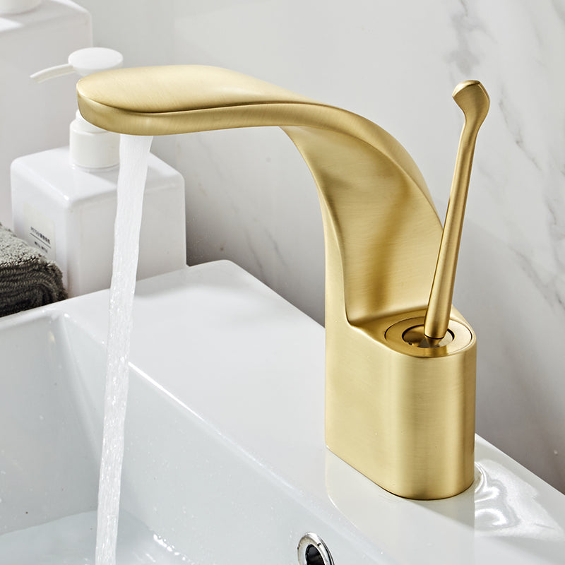 Jordy modern bathroom basin faucet