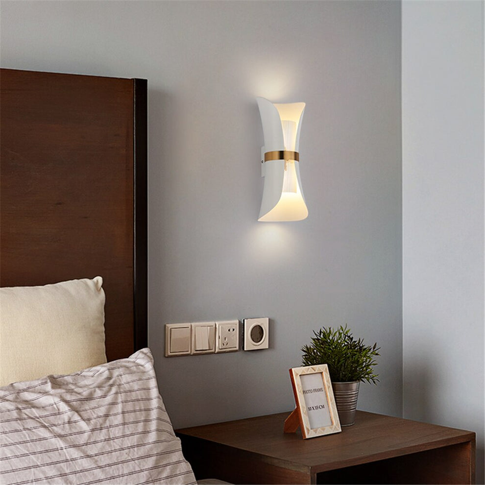 European Ribbon Wall Sconce Hadley