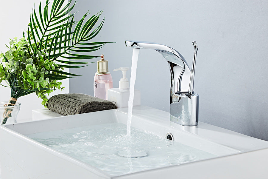 Davi - Modern Bathroom Faucet