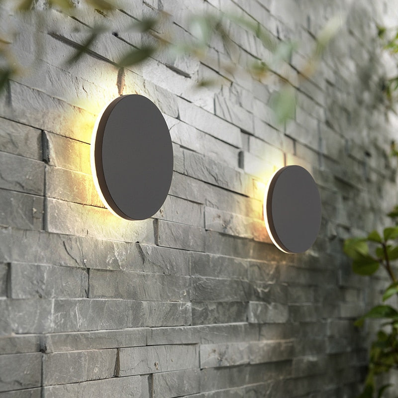 Modern Outdoor Wall LED Disc Lights – Hadley