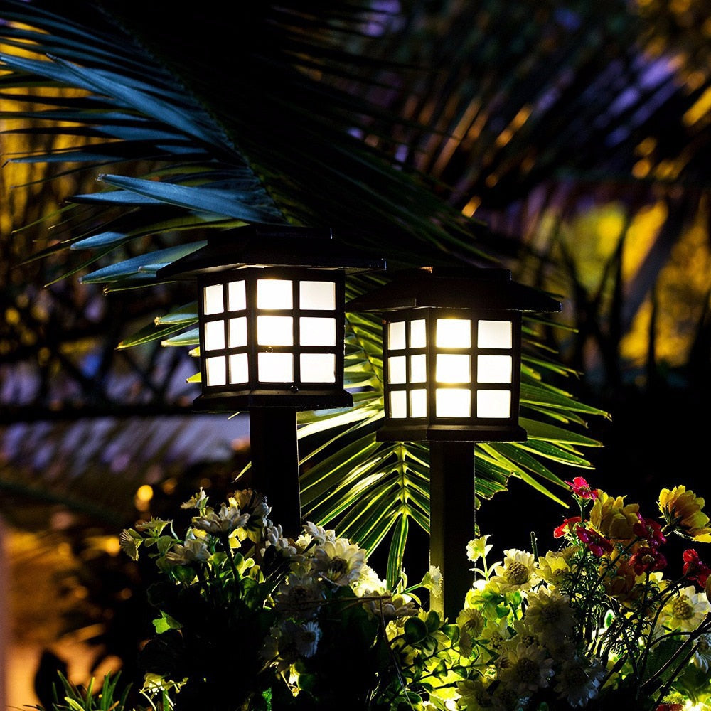 Solar powered outdoor pathway and yard lights