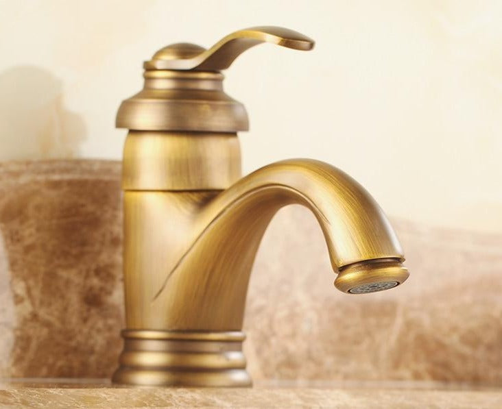 Vintage brass single handle bathroom faucet