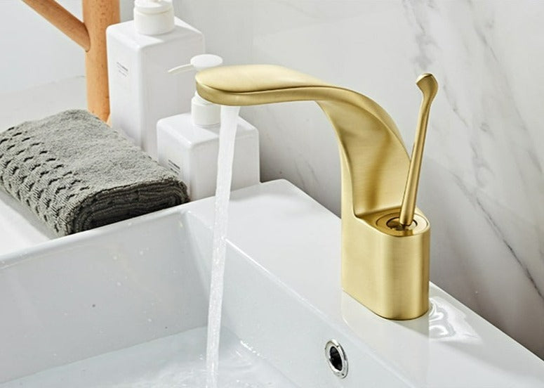 Davi - Modern Bathroom Faucet