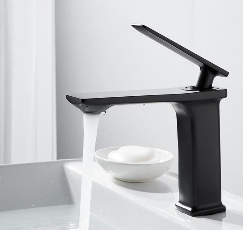 Black modern bathroom faucet