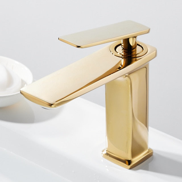 Cory - Modern Bathroom Faucet